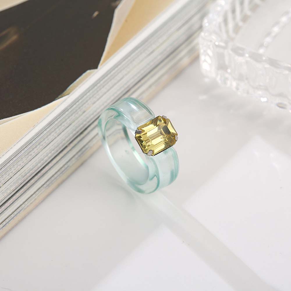 Cincin Jari Bahan Resin Akrilik Bentuk Geometris Tidak Teratur Warna Jelly Transparan Gaya Vintage Untuk Wanita