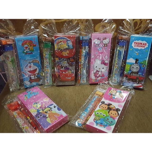 

Paket Alat Tulis/Paket Souvenir Ulang Tahun Anak