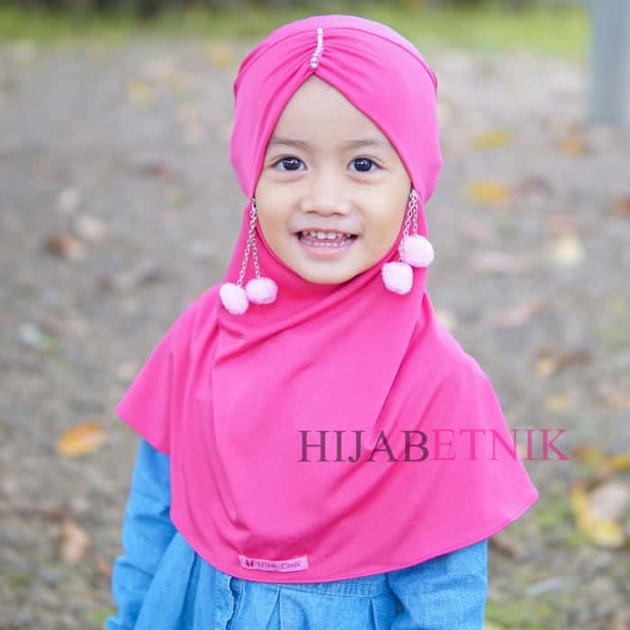 hijab anak etnik