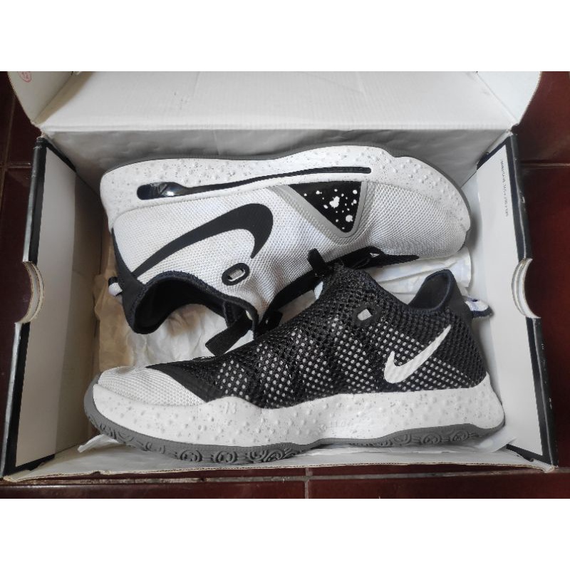 Nike PG 4