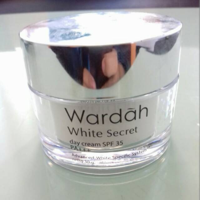 Wardah white secret day cream
