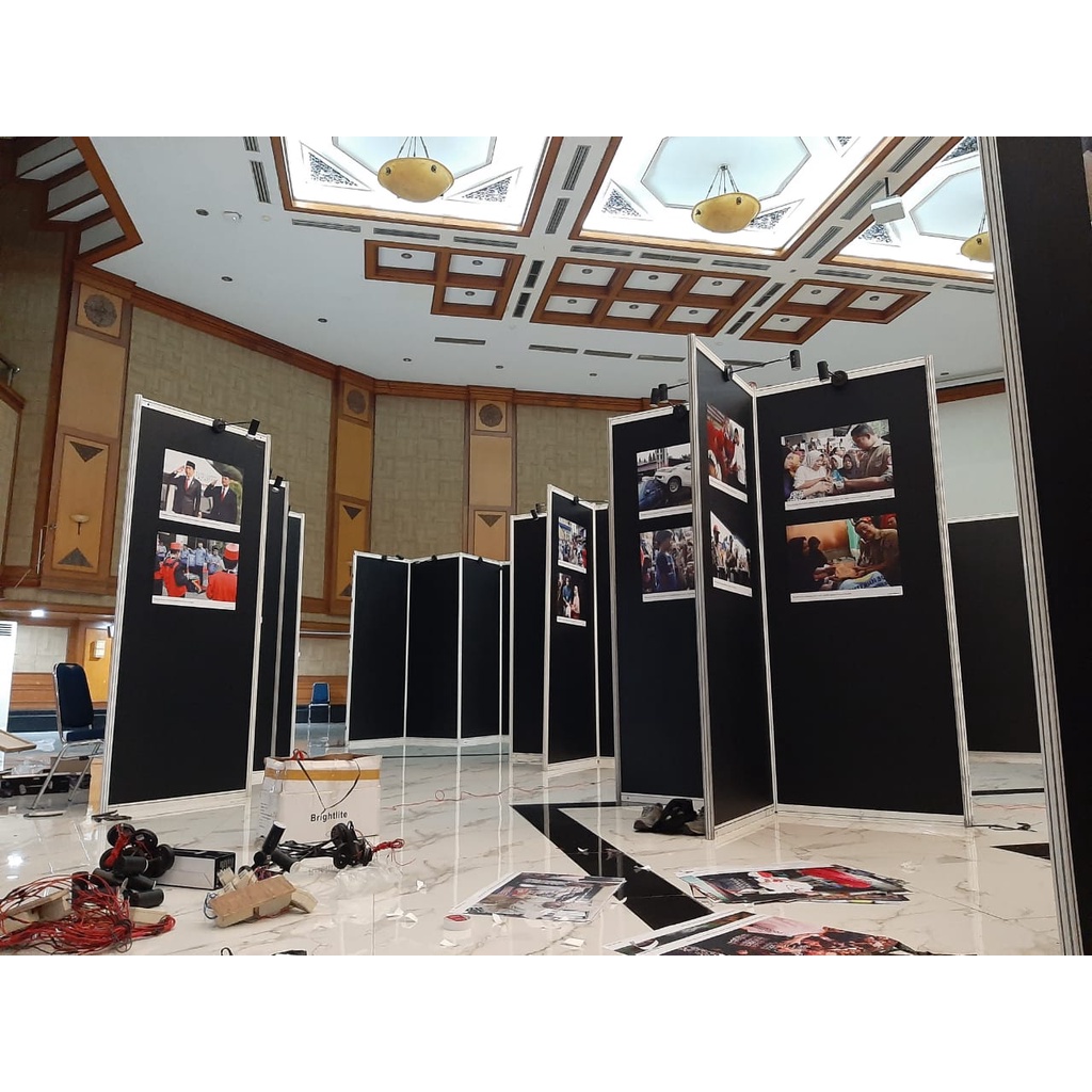 Jual Partisi Pameran Foto Shopee Indonesia