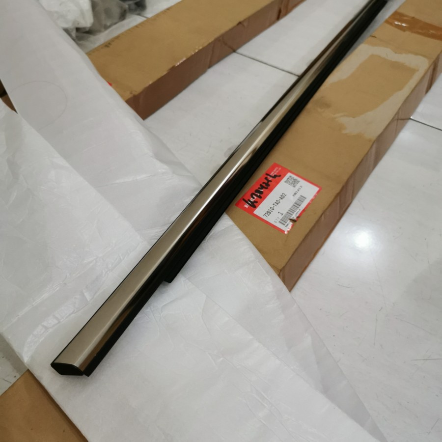 Waterstrip Pelipit Kaca Pintu Accord 2008-2012