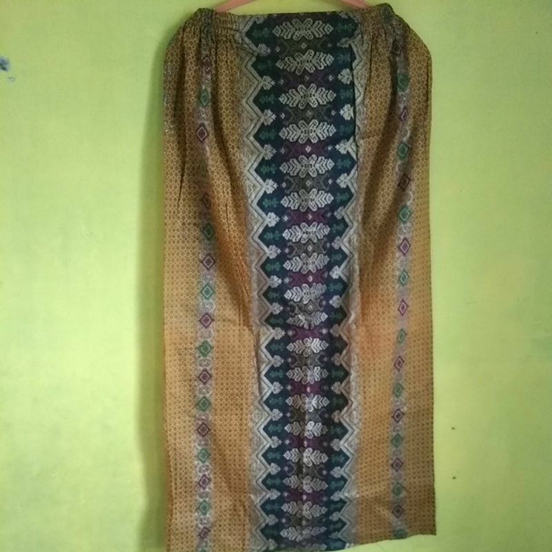 rok batik coklat muda