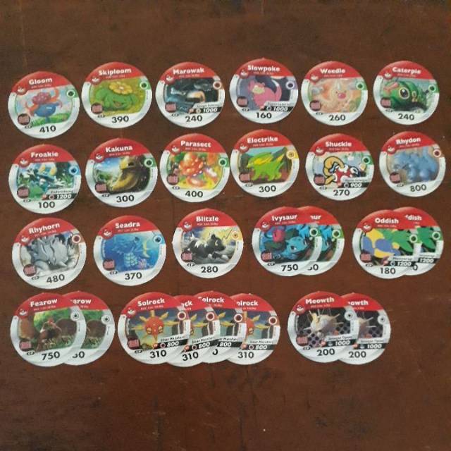 Choki-Choki medallion pokemon pokeball