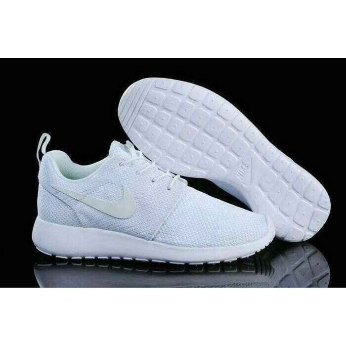 sepatu nike roshe run original