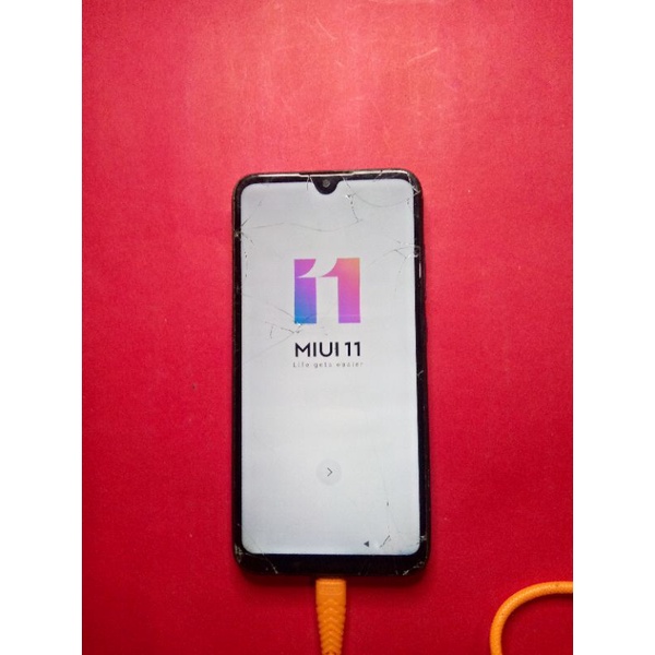 HANDPHONE MURAH XIAOMI REDMI 7 BEKAS/MINUS