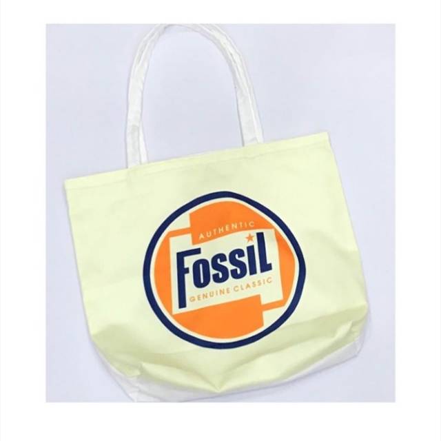 Fossil Tote bag