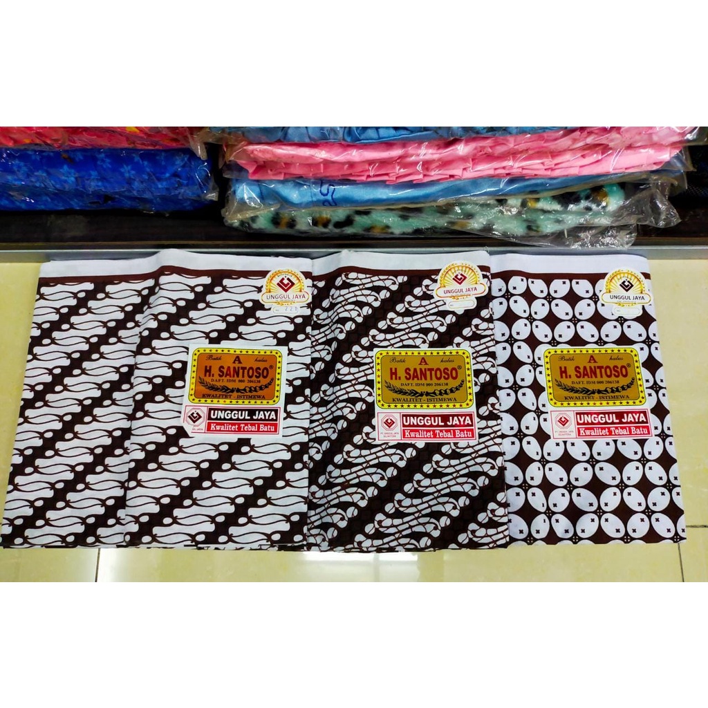 batik H santoso putih jarik/sewek/kain/batik