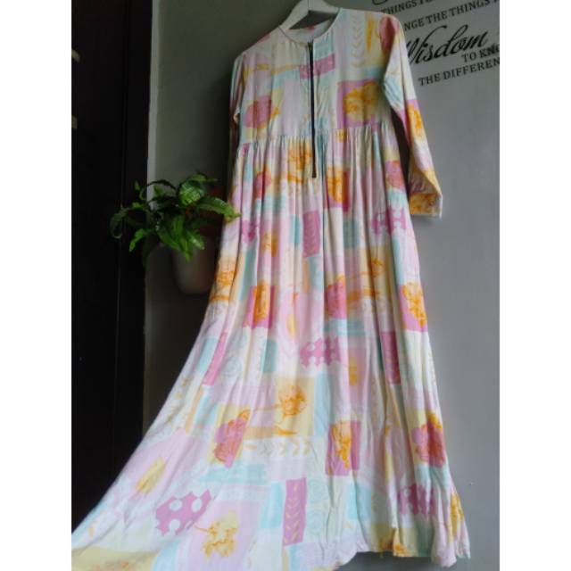 Dress by airin lawas size s