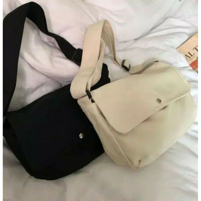 Tas Selempang Pria Kanvas - Slingbag Pria Wanita Korean Bag - Tas Selempang Pria &amp; Wanita