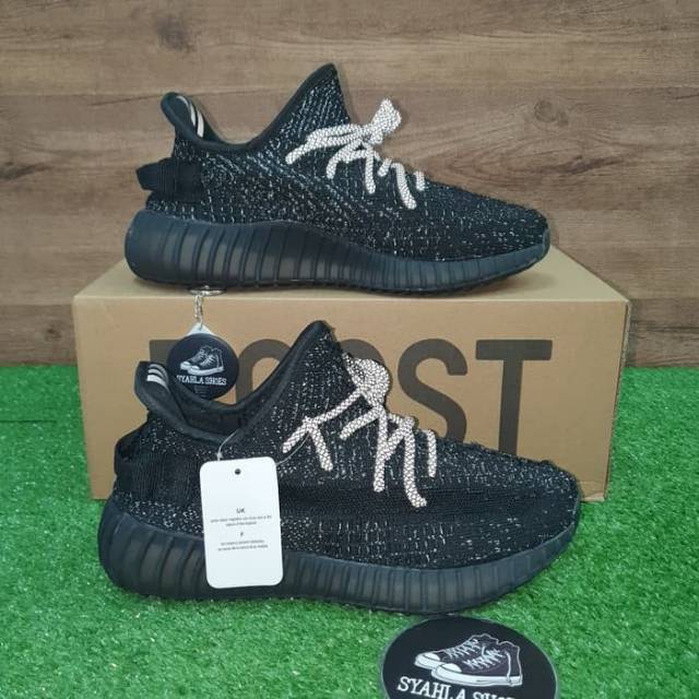 adidas yeezy triple black v2