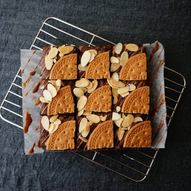 

Bronuts Remond Brownie (Besar 25 pcs)