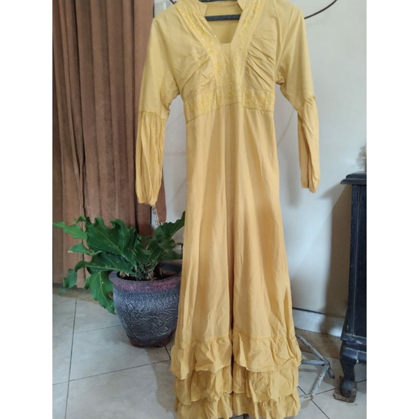 Preloved Gamis Mutiara Soft Yellow