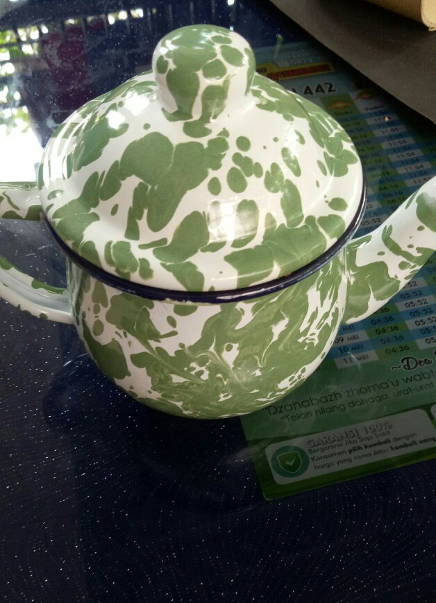 Timbangan Teko Ceret Poci Mungil Jadul Blirik Hijau Vintage 12 Cm (jokowi Series) Volume 0.7 Liter