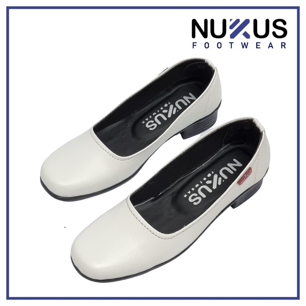 Nukus Sepatu Pantofel Wanita Putih - P03