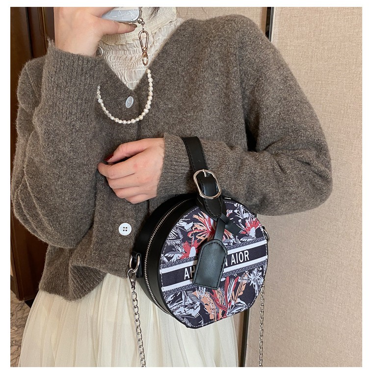 COD BAYAR DITEMPAT!!!!  Printed Round Chain Bag
