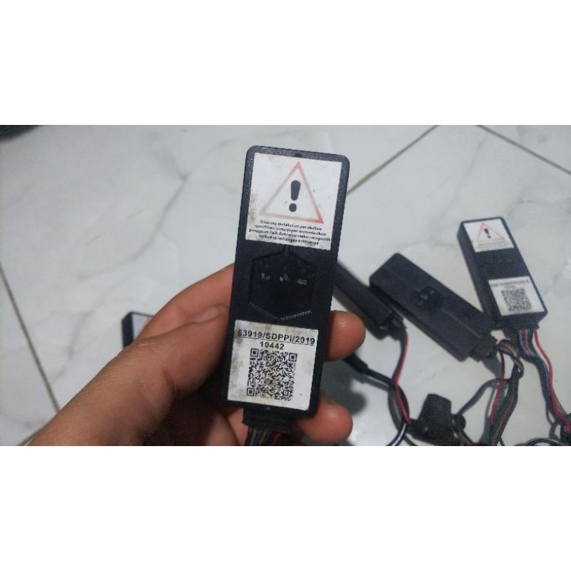 GPS tracker sepeda scooter universal