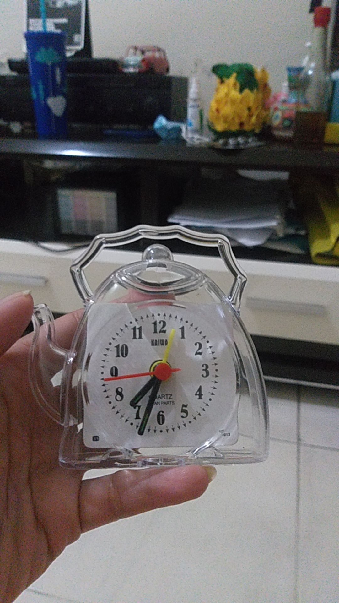Jam Weker Transparan Karakter Teko