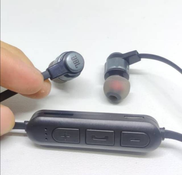 Headset Bluetooth Hi-Fi Stereo Wireless Handsfree Earphone