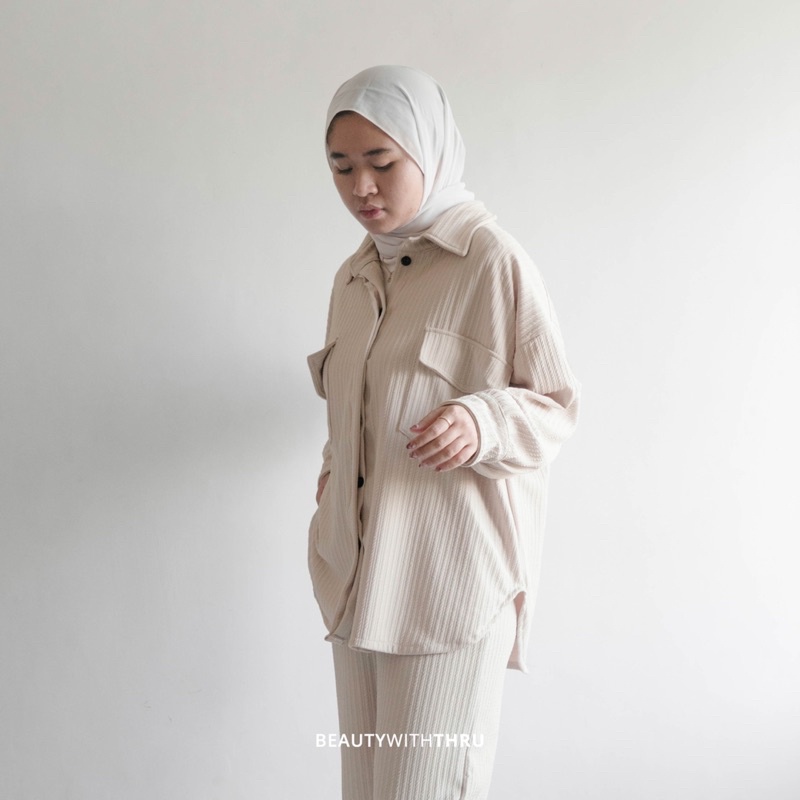 Gaia Oversize Jacket - Thruoutfit