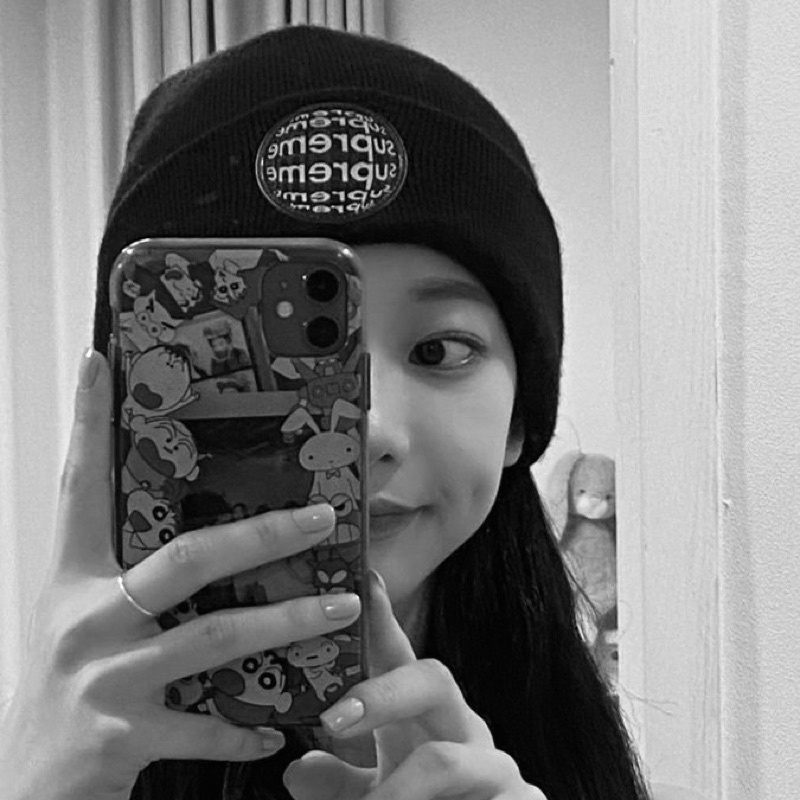 PHOTOCARD OFFICIAL TWICE TZUYU SANA TWICETAGRAM FEEL SPECIAL MERRY AND HAPPY PC