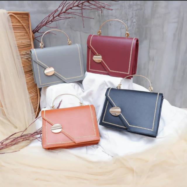 EMMA PIN BAG