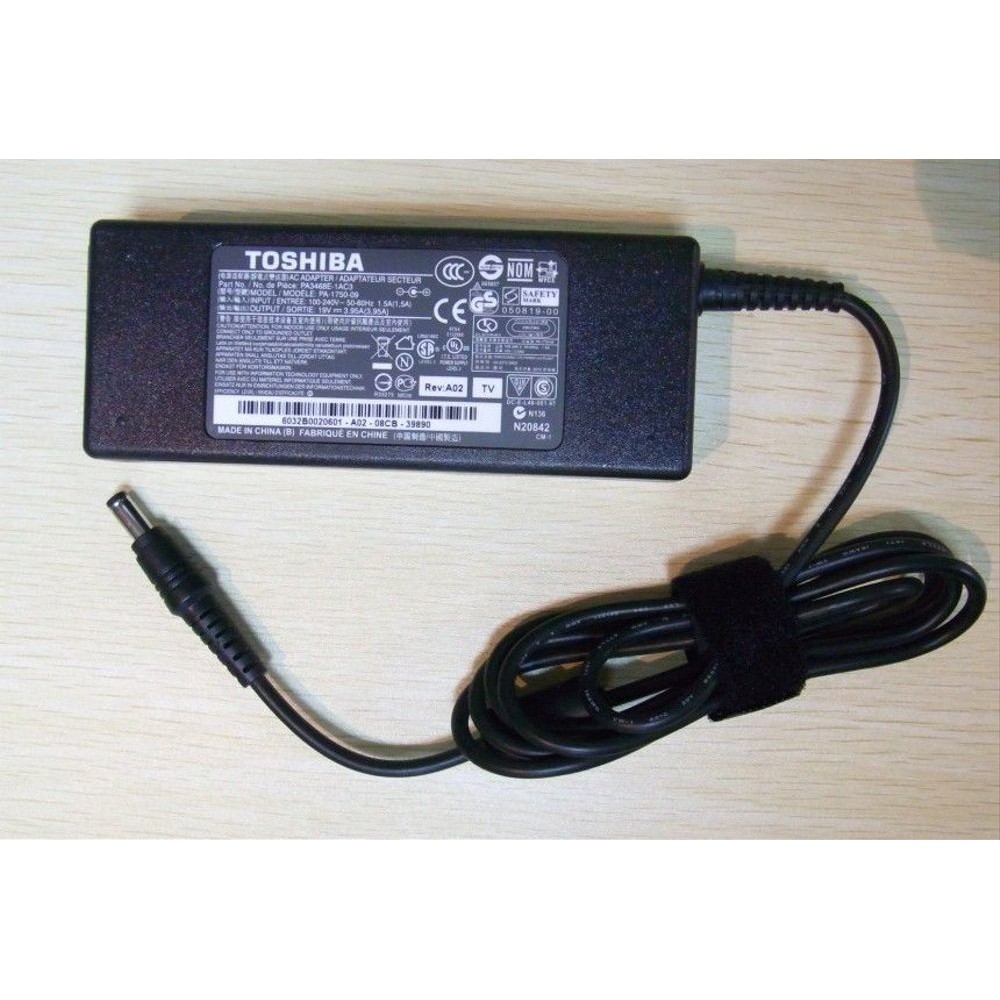 Adaptor Laptop Toshiba 19V - 3,95A ORIGINAL BONUS KABEL POWER