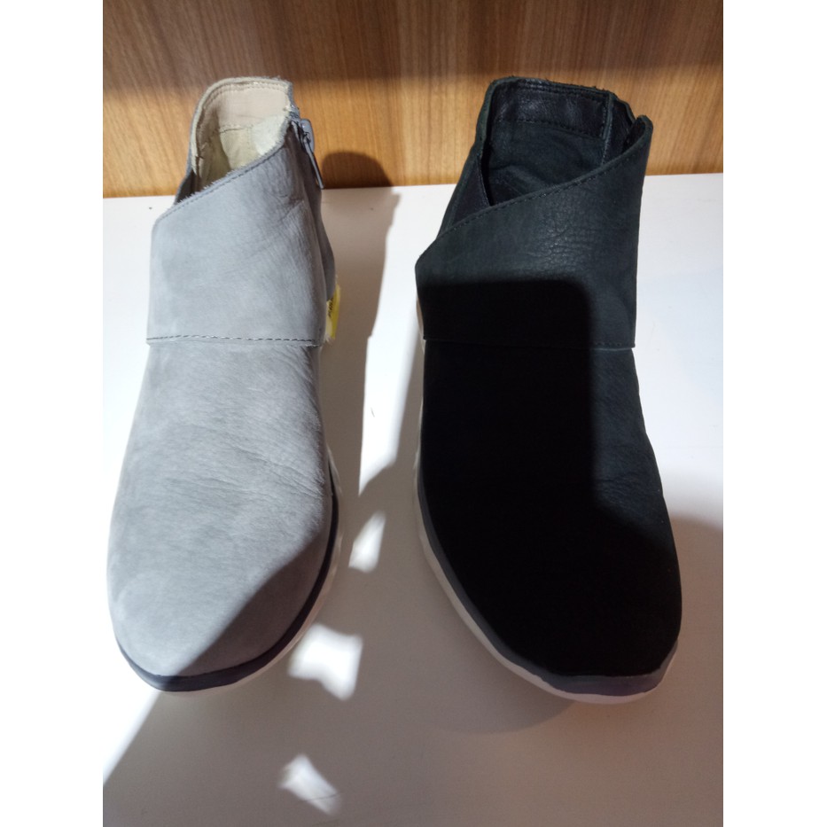 Sepatu Boots Hush Puppies