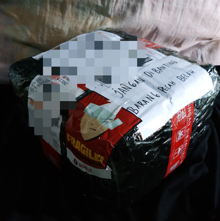 Piring Keramik Kembang 8 Lucky Parkit / Piring Makan / Piring Saji 8 Parkit Lucky - Murah Bagus