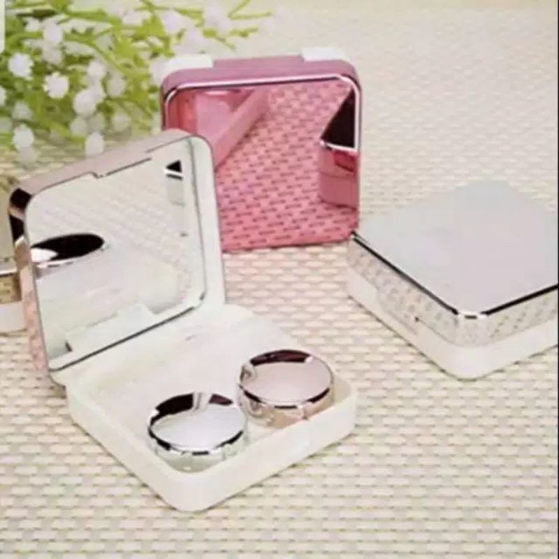 Tempat softlens model mirror mewah elegan