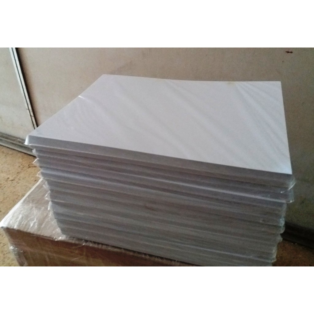 

Kertas Art Karton 210gram A4 isi 50 Lembar RJ4