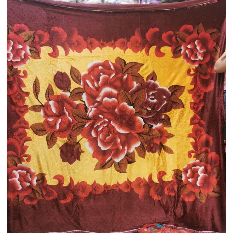 sprei Bulu Bludru 200x200 cm