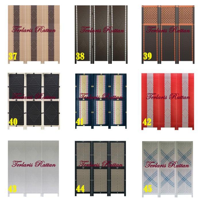 Skat | Sketsel / Partisi Ruangan 3 Pintu / Pembatas Ruang