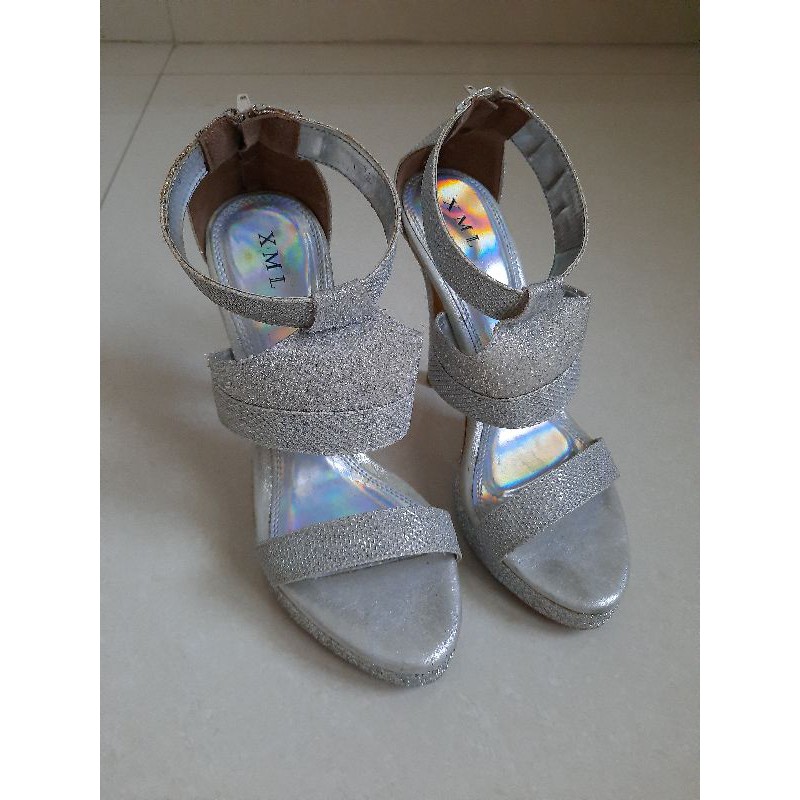 Sepatu Wanita XML / Sepatu Heels Bekas Second Preloved