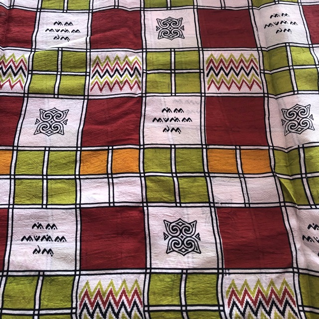 Kain Tenun Meteran Batik Sutra Khas Bugis “Aksara Lontara”