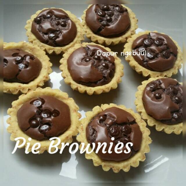 

pie brownies
