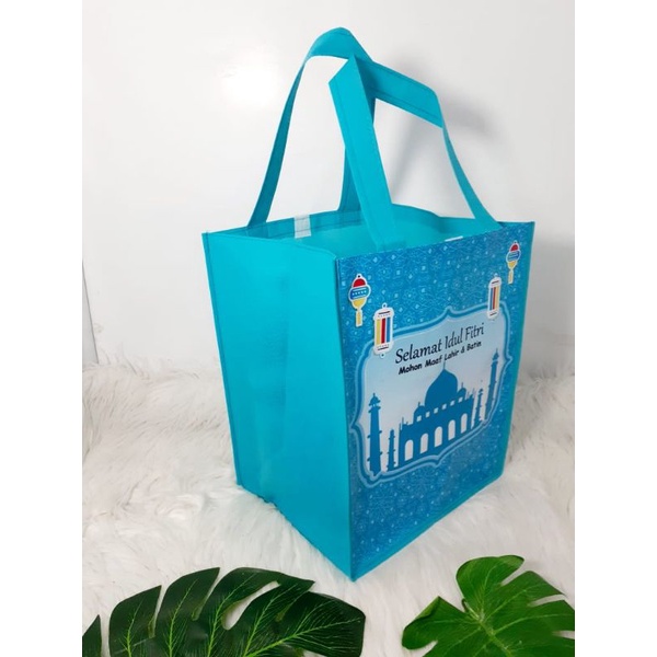 

Tas Parcel Lebaran Motif Kubah Tosca Ready stok