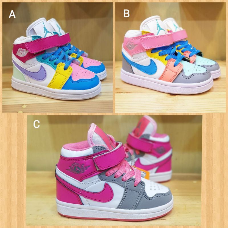 Sepatu anak anak perempuan NIKE AIR JORDAN KIDS / FREE BOX & KAUS KAKI .