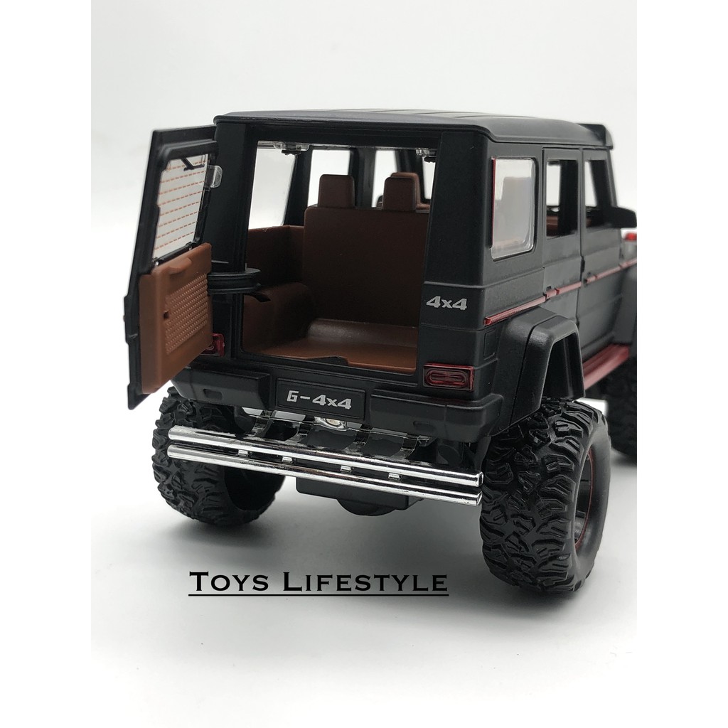 Mainan Mobil Diecast Mercedes G Class Off Road 1:32 (Hitam)