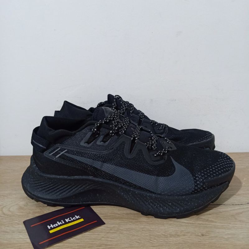 nike pegasus trail 2 size 12
