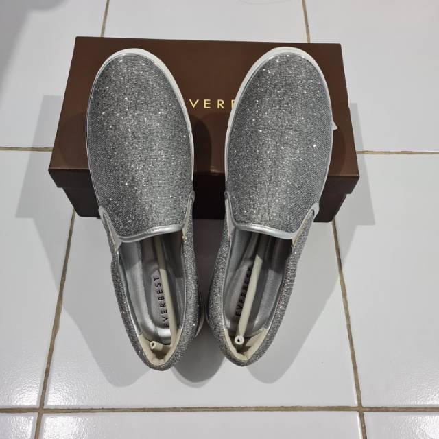 Sepatu Casual Everbest Second like new size 40
