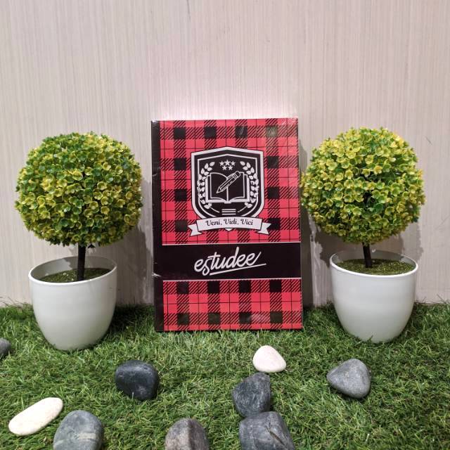 

Estudee B5 / Buku Tulis Estudee / Buku Tulis Murah / Buku Tulis / Buku Tulis Sidu / Buku murah