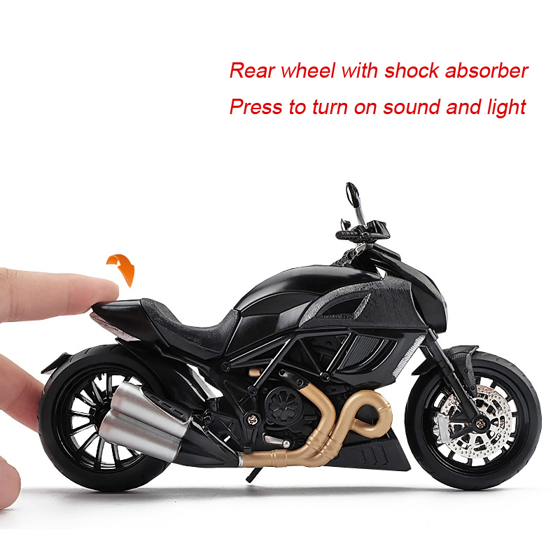 1per12 Metal Ducati Motor Model Diecast Simulasi Motor Mainan Anak Cowok Hadiah Dengan Suara Dan Lampu