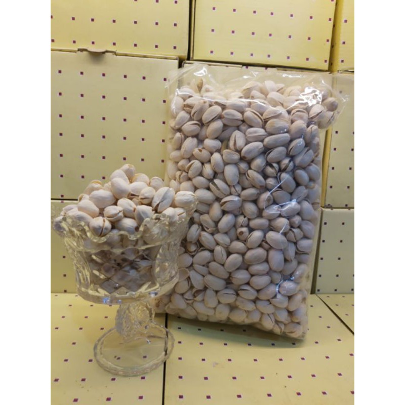 

kacang pistachio /pustuk/kacang ketawa 1kg