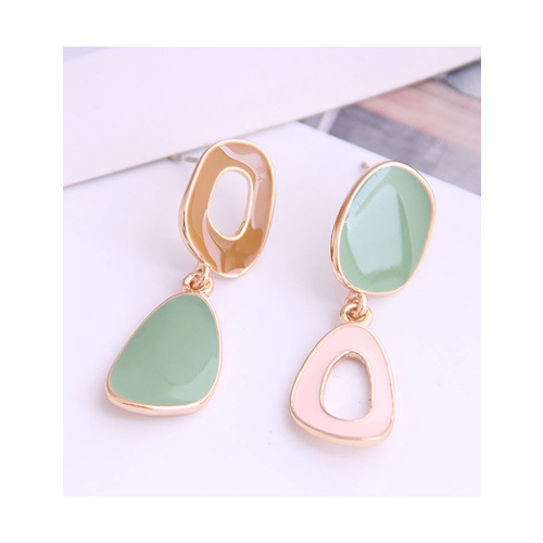 LRC Anting Tusuk Fashion Green Contrast Geometric Drop-shaped Oil Drop Hollow Earrings A61291