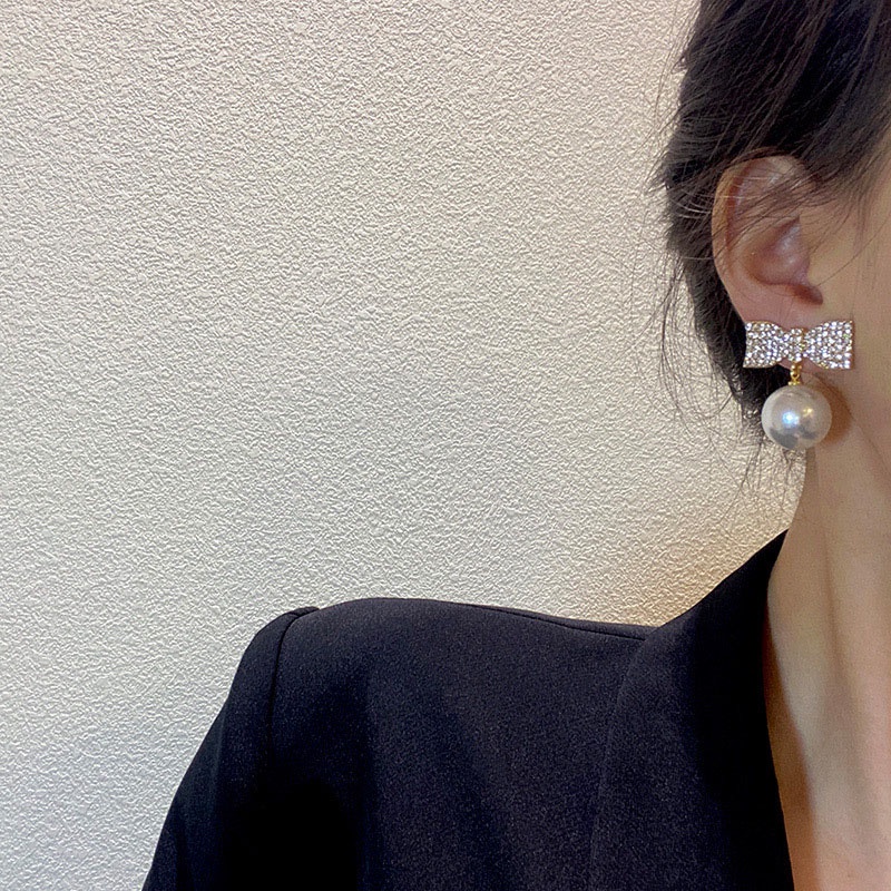 Anting Tusuk Gantung Bahan Sterling silver 925 Desain Pita + Mutiara + Berlian Untuk Wanita