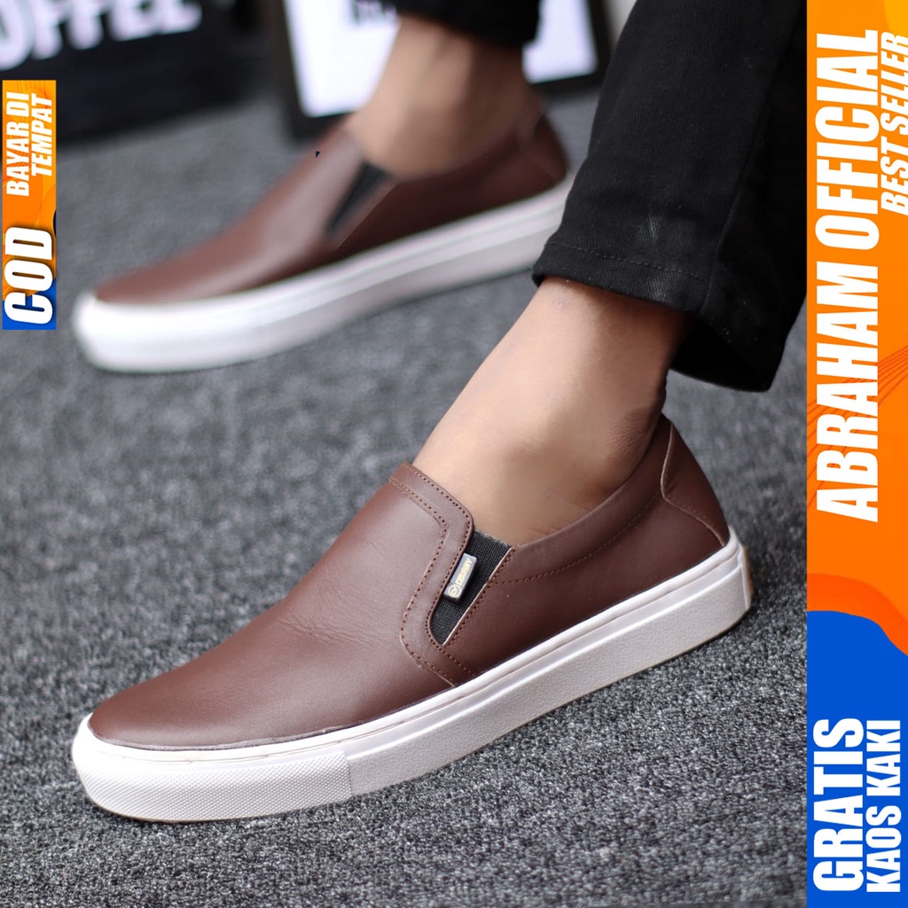 ABRAHAM Sepatu Slip On Casual Kulit Asli Hitam Pria