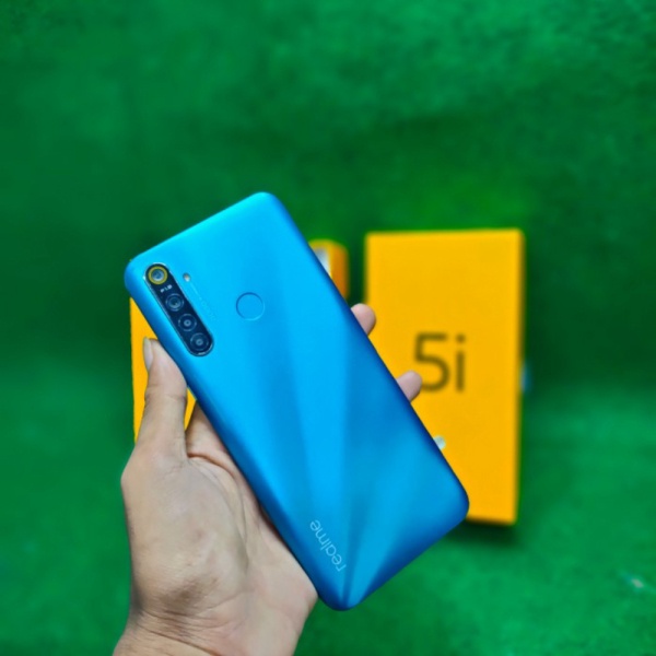 Dijual REALME 5i 4/64GB SECOND GARANSI Berkualitas