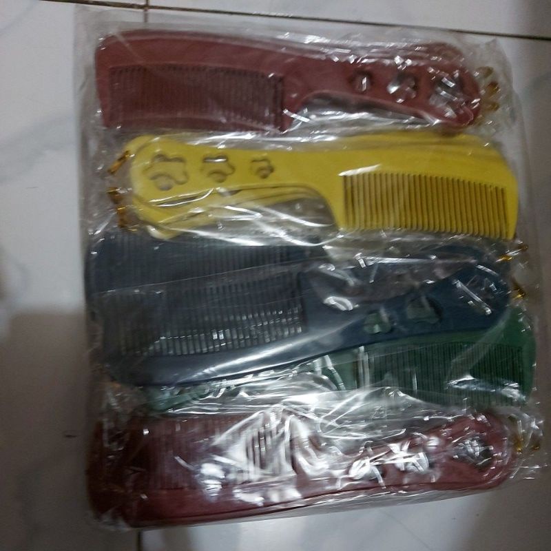 Souvenir sisir besar